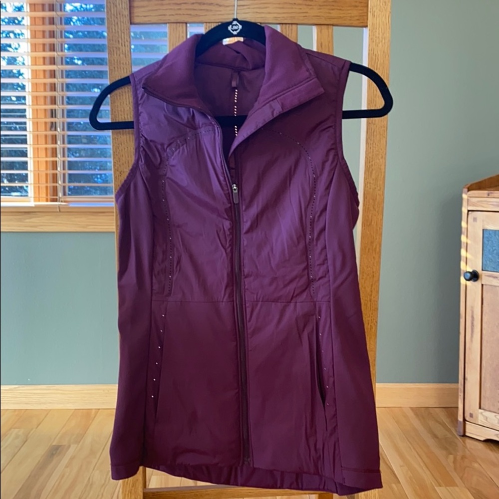 LULULEMON vest